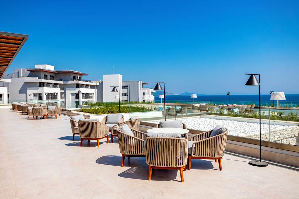 BJV_85636_Anda_Barut_Collection_0524_54.jpg