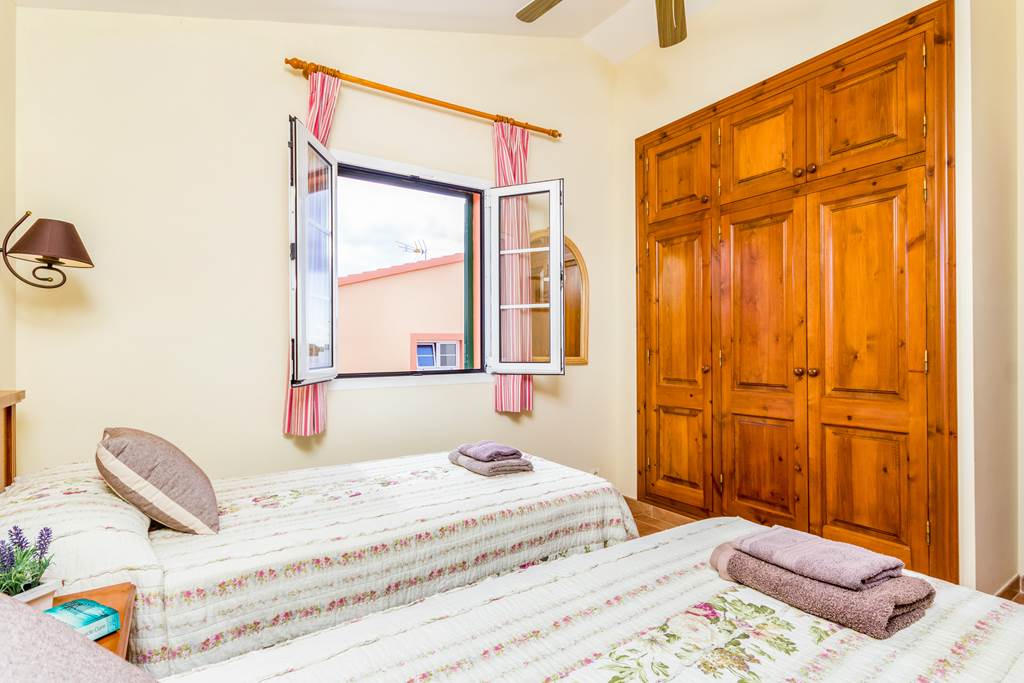 MAH_77908_Villa_Marcolis_Mar_0118_11.jpg