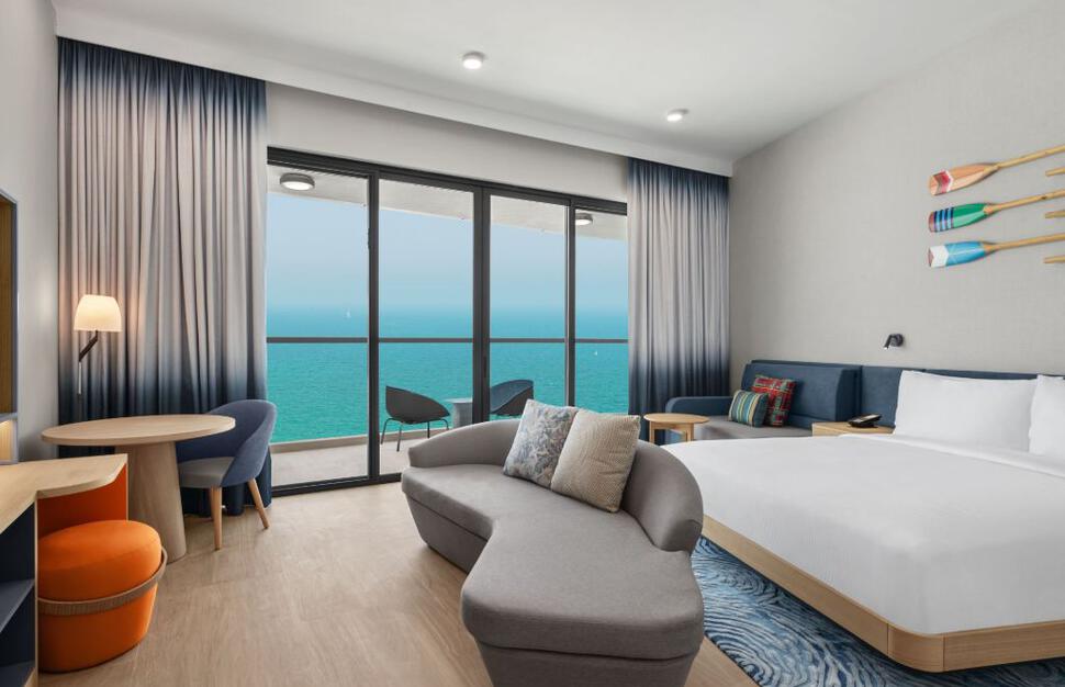 Hampton-by-Hilton-Marjan-Island-20.jpg
