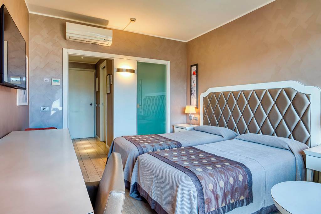 VRN_73806_Parc_Hotel_Gritti_0225_04.jpg