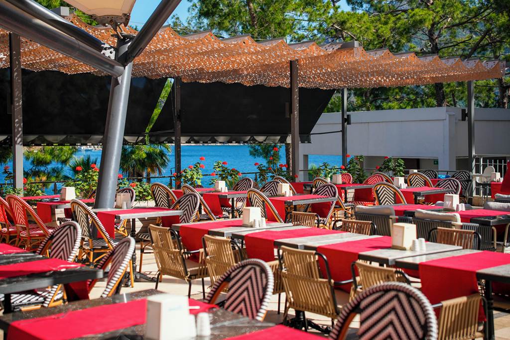 DLM_81286_Orka_Lotus_Beach_0724_01.jpg
