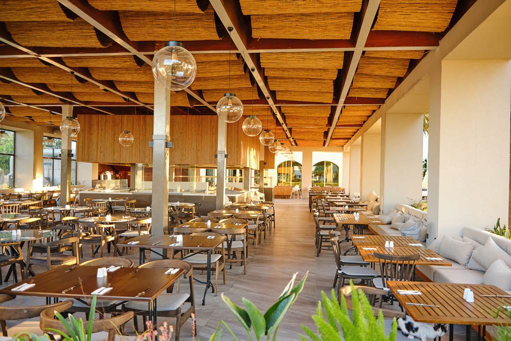 BJV_86711_Laur_Hotel_1223_03.jpg