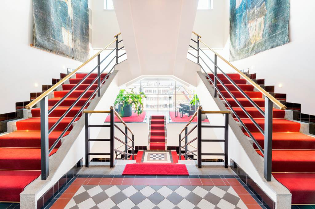PRG_88223_Mosaic_House_Design_Hotel_0924_12.jpg