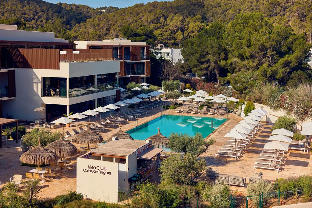 IBZ_78023_Cala_San_Miguel_The_Club_Curio_Collection_by_Hilton_0125_20.jpg