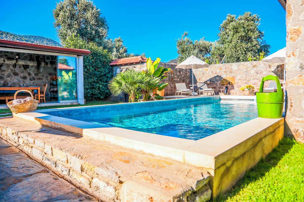 BJV_84342_Villa_Tan_1022_12.jpg