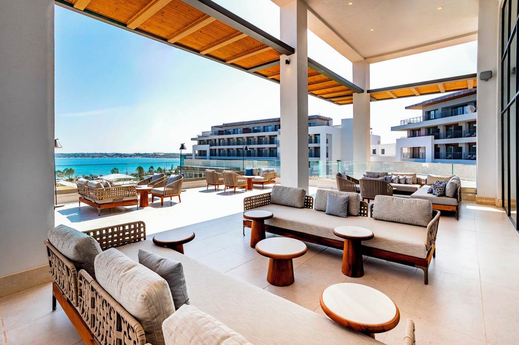 BJV_85636_Anda_Barut_Collection_0524_55.jpg