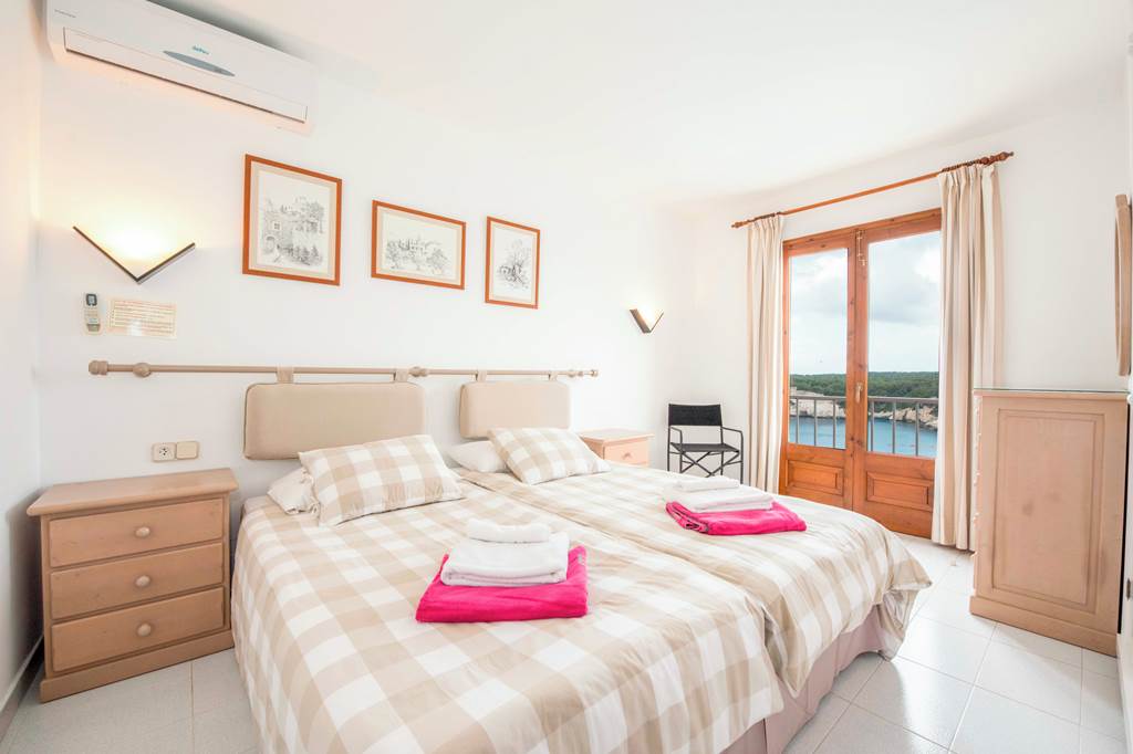 MAH_81730_Villa_Isa_1219_20.jpg