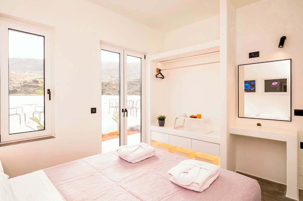 HER_84127_Villa_Paradiso_Tessera_0822_03.jpg