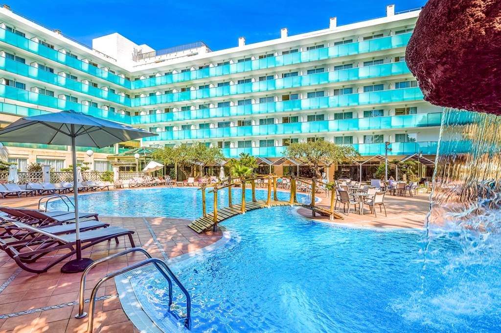 REU_2669_H10_Delfin_Hotel_0717_01.jpg