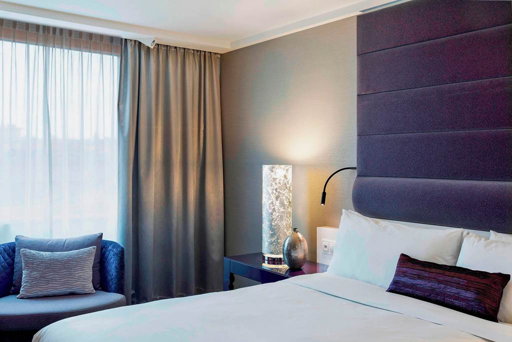 VIE_74626_Renaissance_Wien_Hotel_0823_15.jpg