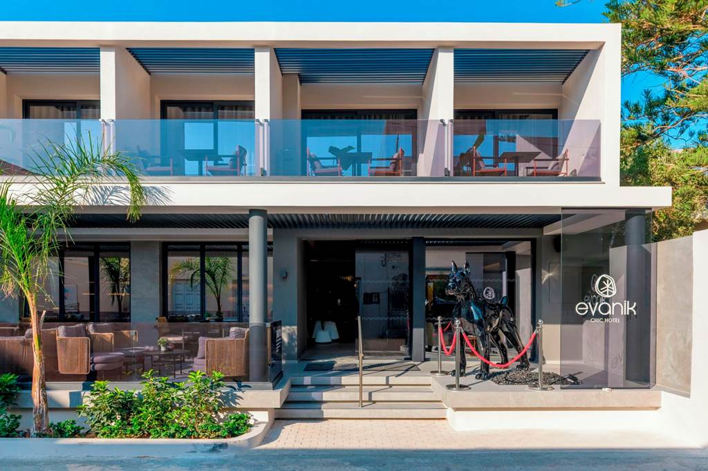 KGS_87349_Evanik_Chic_Hotel_0724_01.jpg