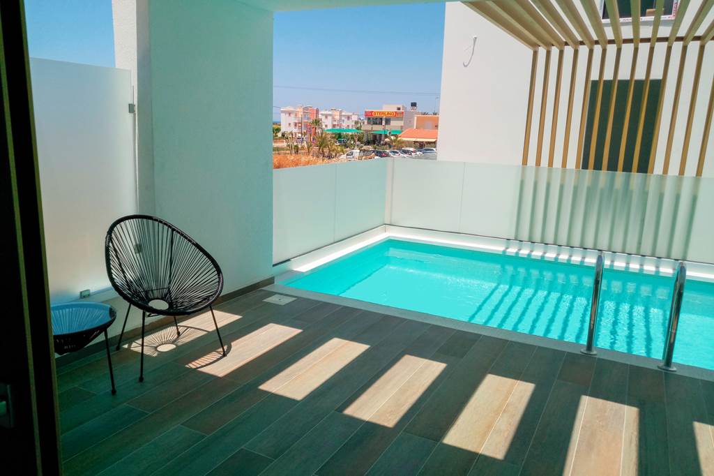 HER_81013_Meropi_Hotel_Apartments_0819_03.jpg