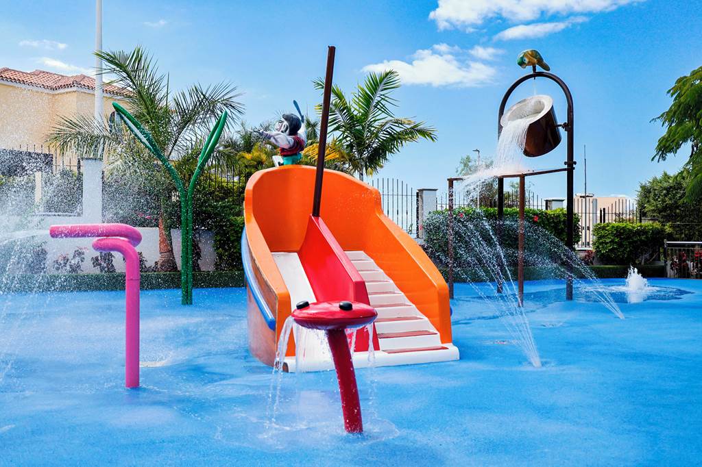 TFS_82459_Landmar_Costa_Los_Gigantes_Family_Resort_1024_04.jpg