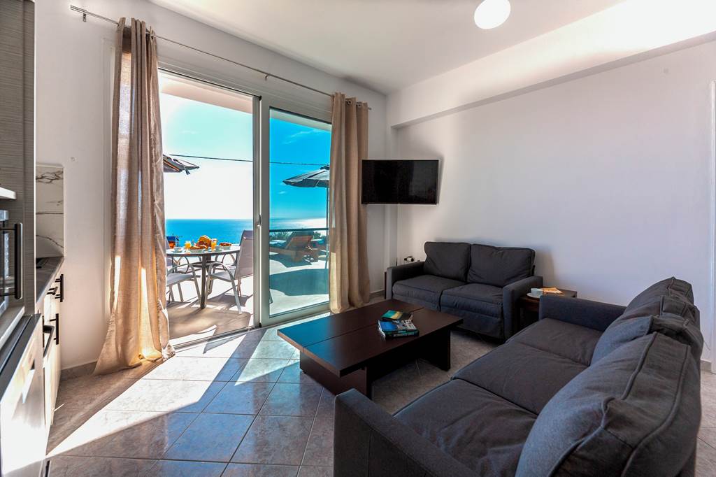 EFL_86517_Villa_Ionian_Dreaming_1123_02.jpg