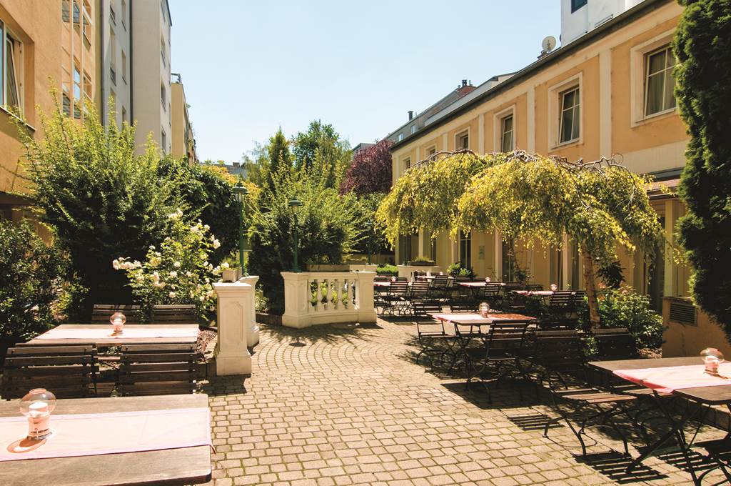 VIE_71511_Holiday_Inn_Vienna_City_0514_04.jpg
