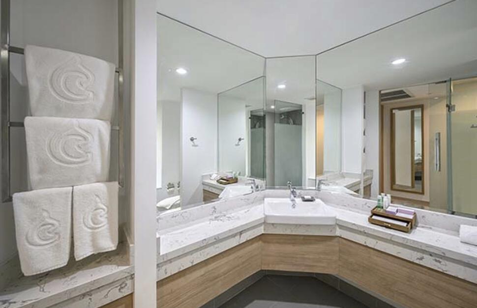 Centara-Ao-Nang-Beach-Resort-Spa-4.jpg