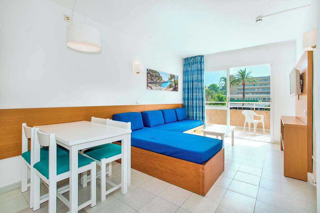 PMI_70660_Club_Cala_Romani_0723_03.jpg