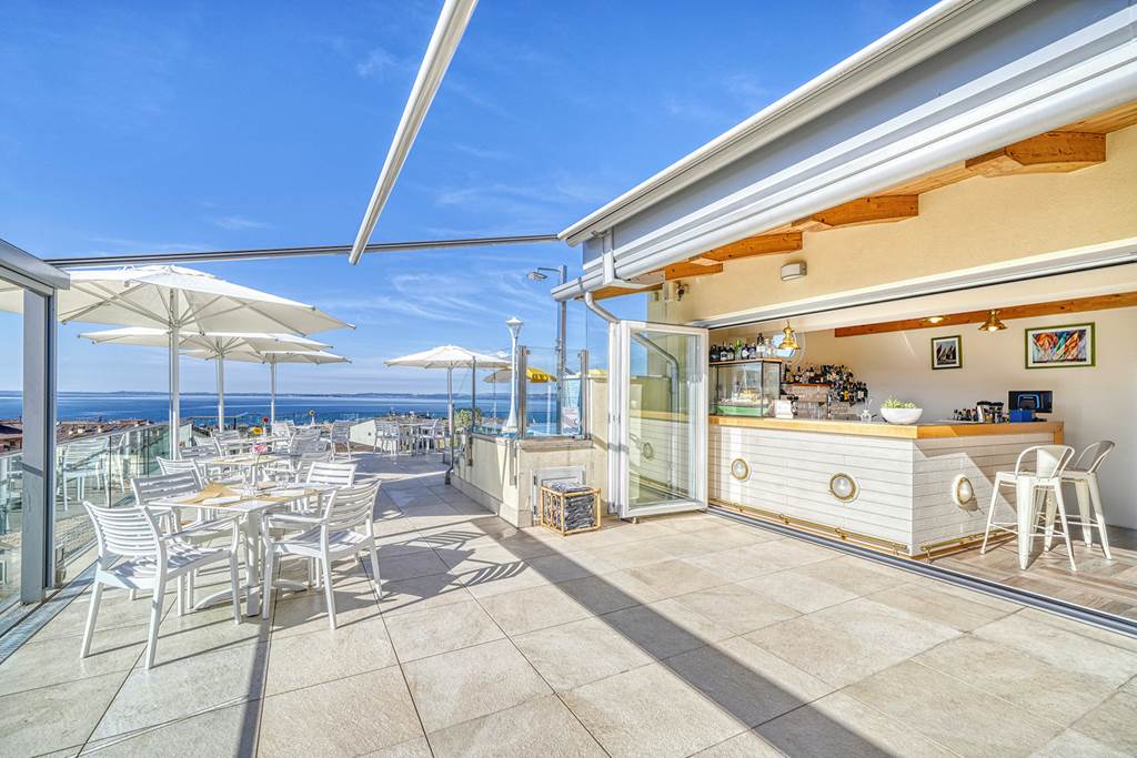 VRN_86943_Sky_Pool_Hotel_Sole_0524_10.jpg