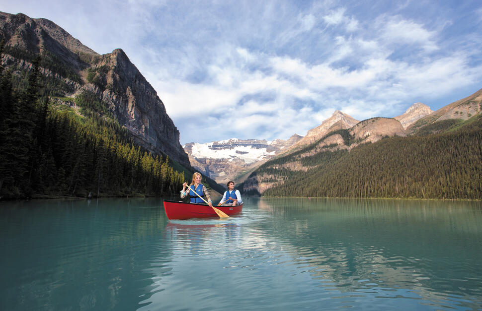 Fairmont-Chateau-Lake-Louise-8.jpg