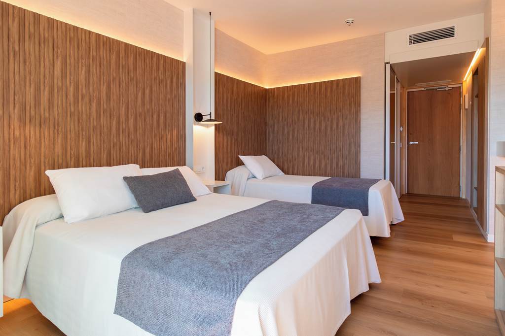 REU_84778_Golden_Port_Salou_&_Spa_1123_01.jpg