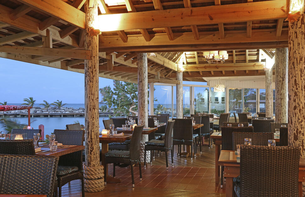 Ocean-Point-Resort-Spa-11.jpg