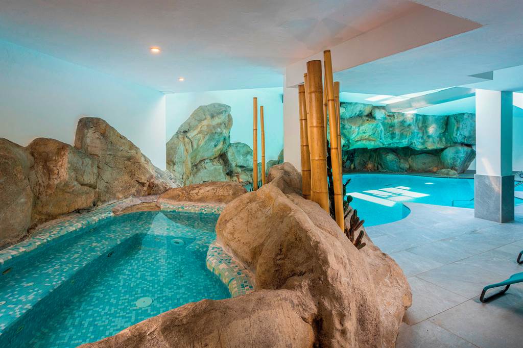 VRN_72892_Hotel_Continental_Nago_0123_02.jpg