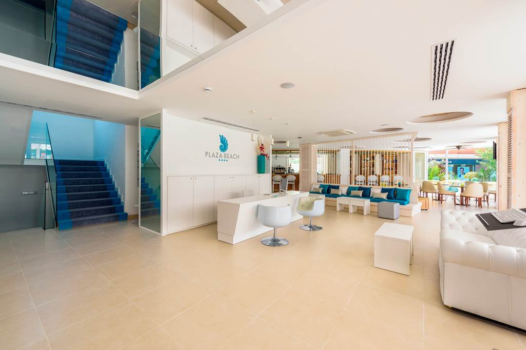 PMI_72990_Plaza_Santa_Ponsa_Boutique_Hotel_0624_01.jpg