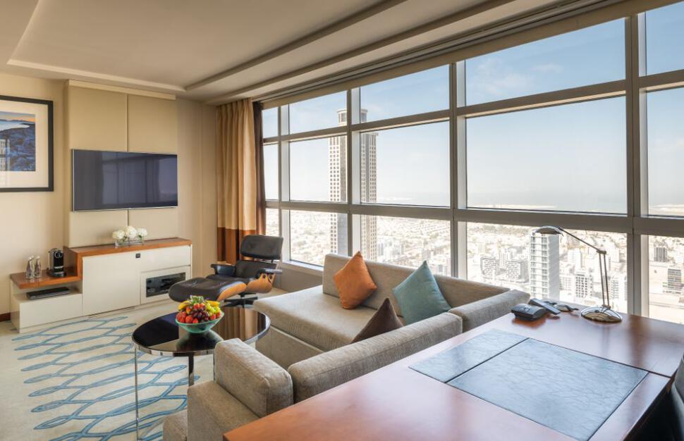 Jumeirah-Emirates-Towers-3.jpg