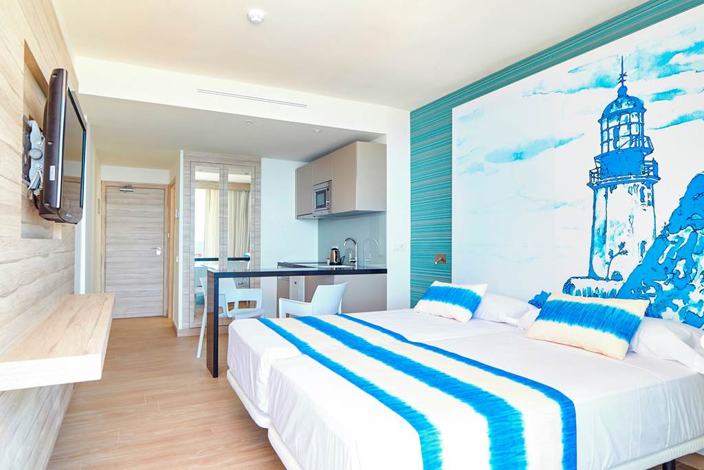 IBZ_79942_Sol_Bahia_Ibiza_Suites_0119_16.jpg