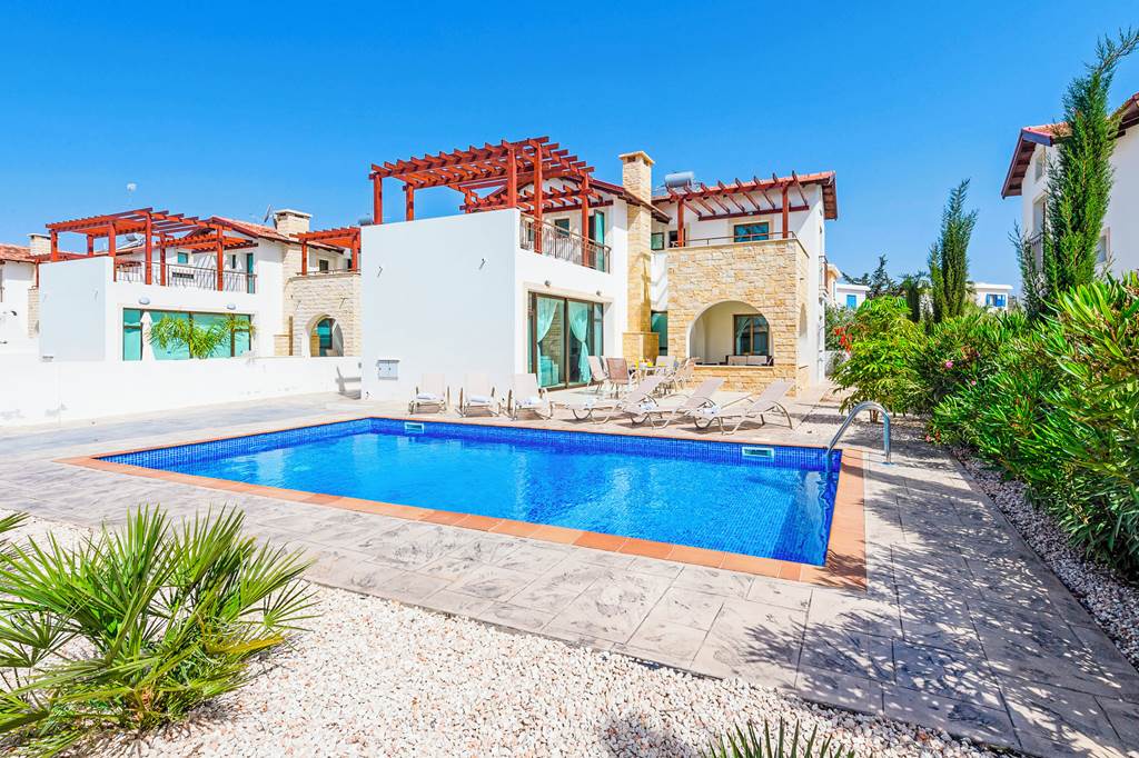 LCA_87423_Villa_Kymma_16_0324_06.jpg