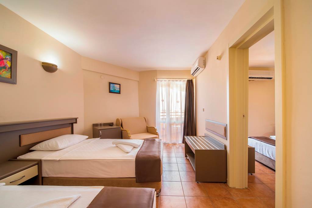BJV_70137_Hotel_Esra_Family_Suites_1021_12.jpg