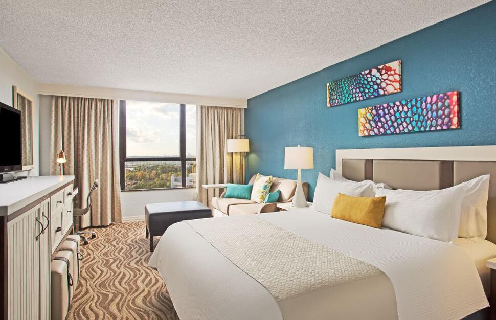 Wyndham-Lake-Buena-Vista-Resort-9.jpg