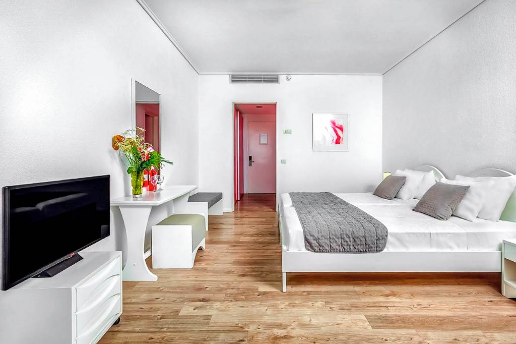 JSI_81262_Skiathos_Palace_Hotel_1019_09.jpg