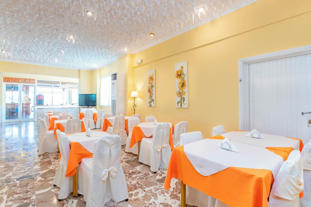 EFL_73093_Lorenzo_Hotel_0619_01.jpg