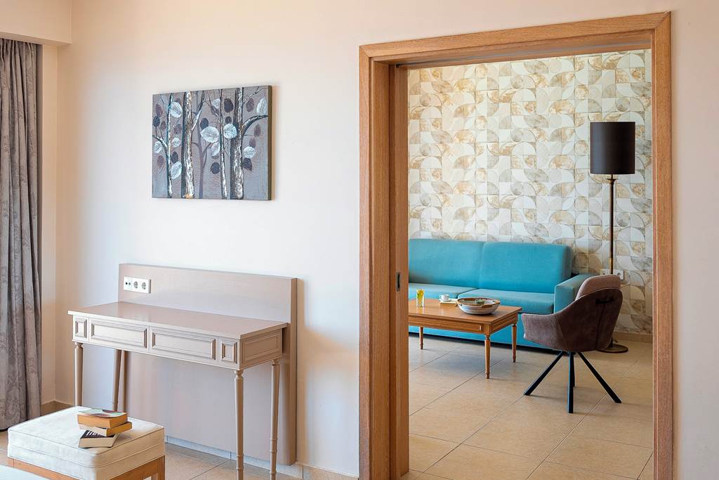RHO_70433_Kresten_Royal_Euphoria_Resort_0124_21.jpg