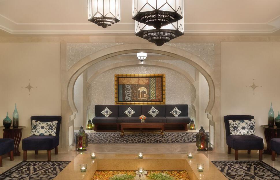 The-Ritz-Carlton-Dubai-19.jpg