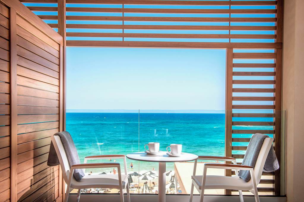 HER_84664_Enorme_Ammos_Beach_1122_12.jpg
