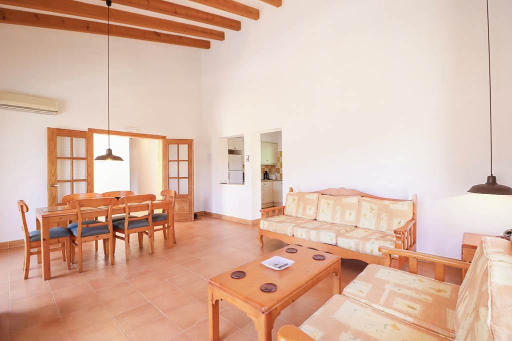 MAH_87052_Villa_Diana_0124_09.jpg