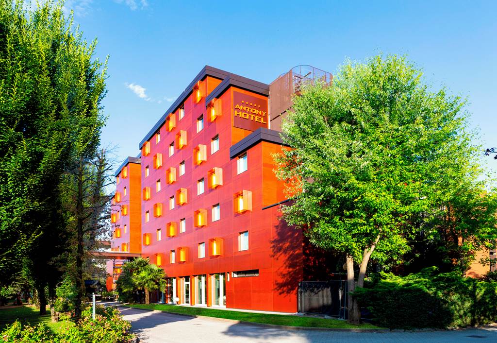 VCE_72252_Antony_Hotel_0219_11.jpg