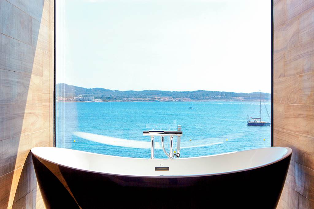 IBZ_79942_Sol_Bahia_Ibiza_Suites_0119_02.jpg