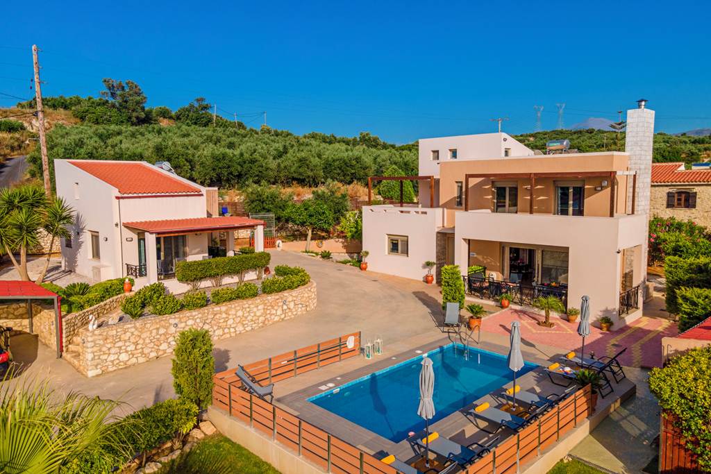 HER_88063_Villa_Sandy_Evi_0924_01.jpg