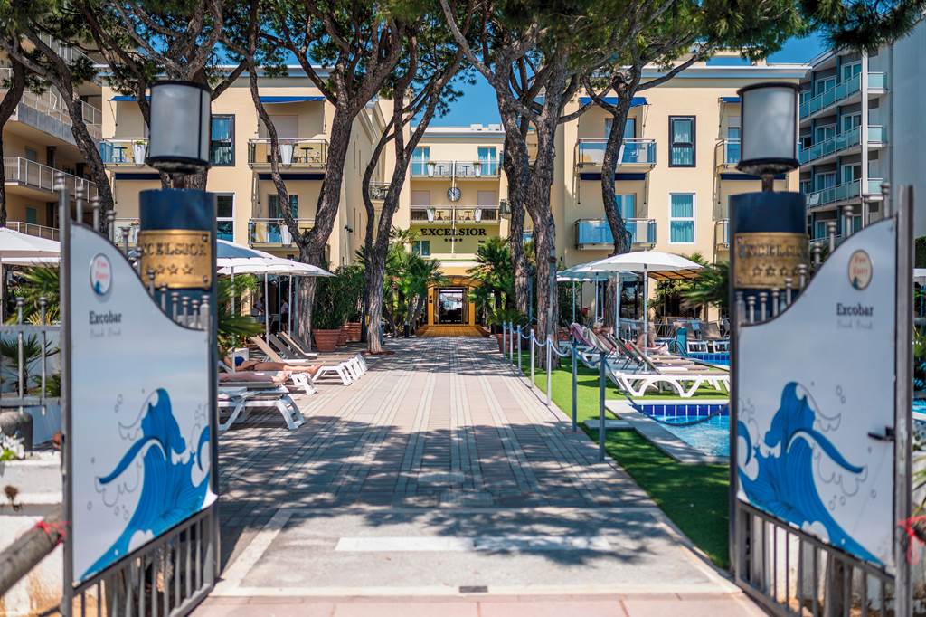 VCE_88351_Excelsior_Hotel_1024_04.jpg