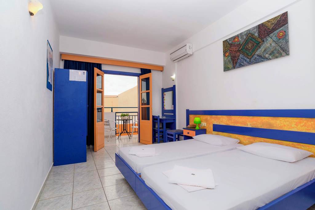 HER_84330_Eltina_Apartments_1022_09.jpg