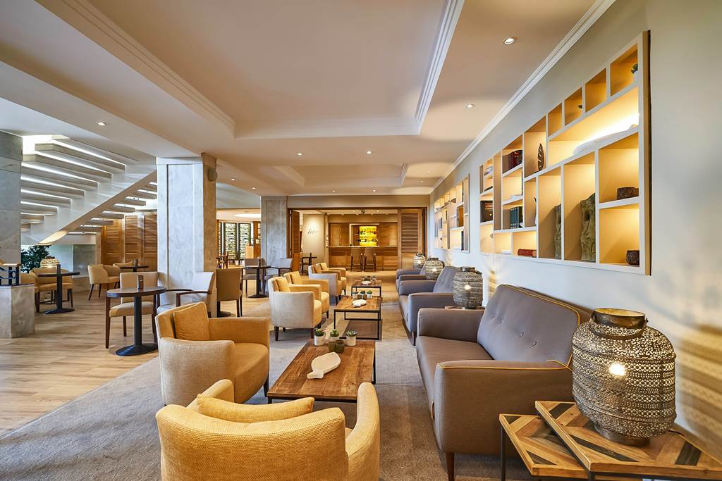 FNC_81027_Suite_Hotel_Eden_Mar_0919_05.jpg