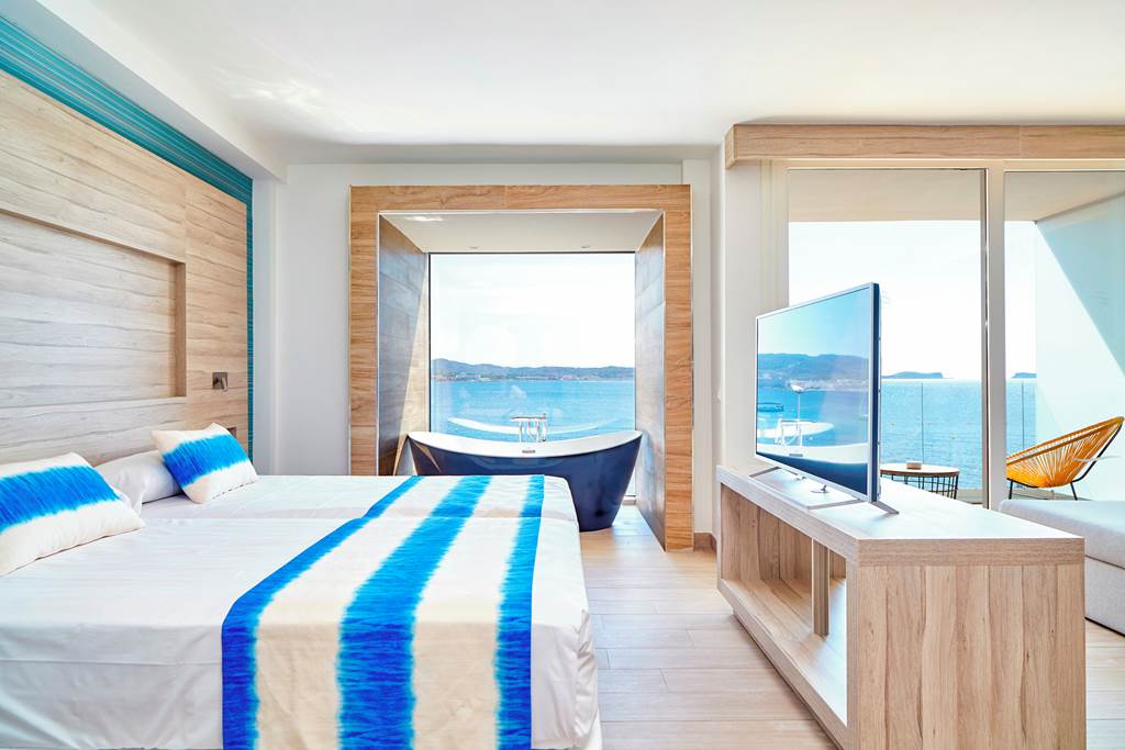 IBZ_79942_Sol_Bahia_Ibiza_Suites_0119_21.jpg