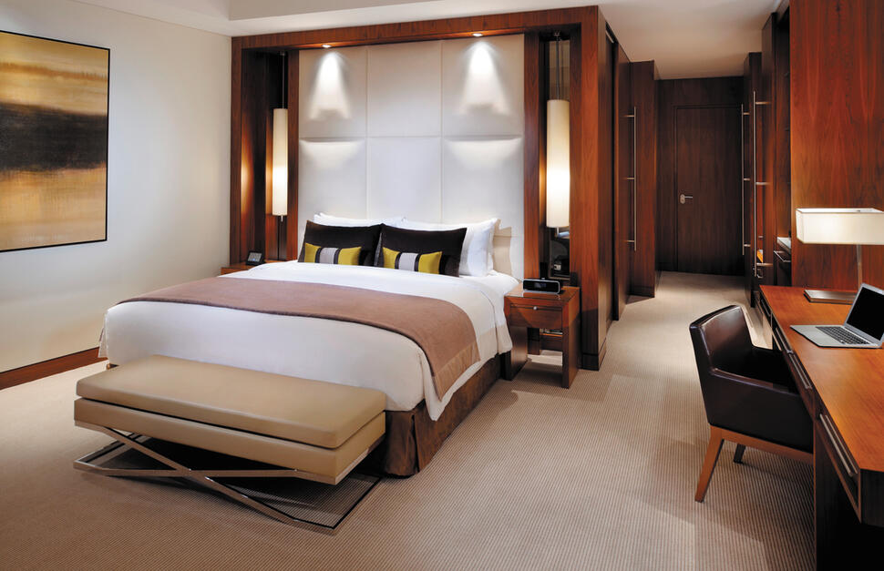 JW-Marriott-Marquis-Dubai-1.jpg