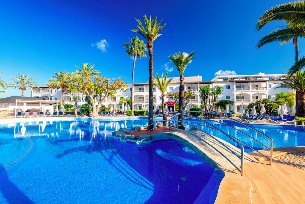 PMI_448_Alcudia_Garden_Aparthotel_0619_06.jpg