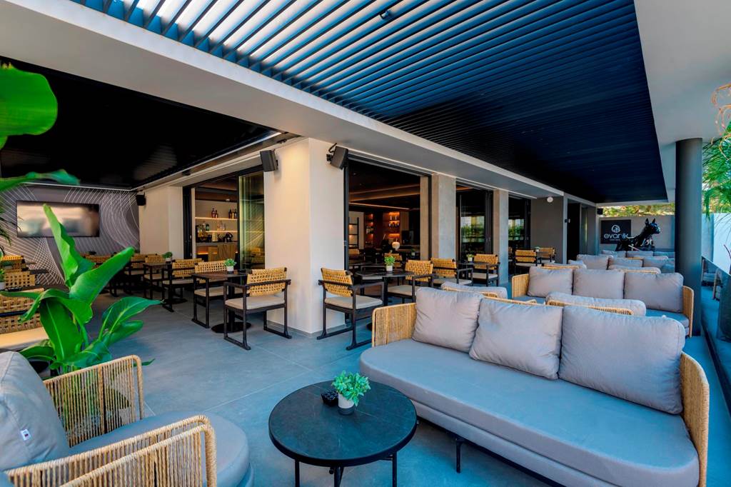 KGS_87349_Evanik_Chic_Hotel_0724_02.jpg