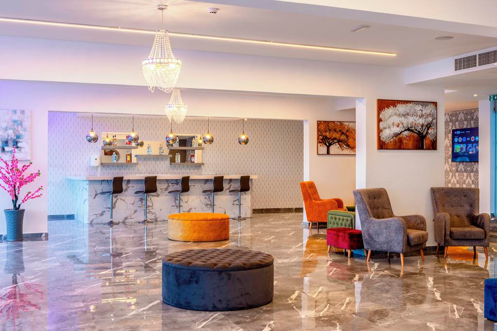 LCA_84821_Milea_Hotel_0325_11.jpg