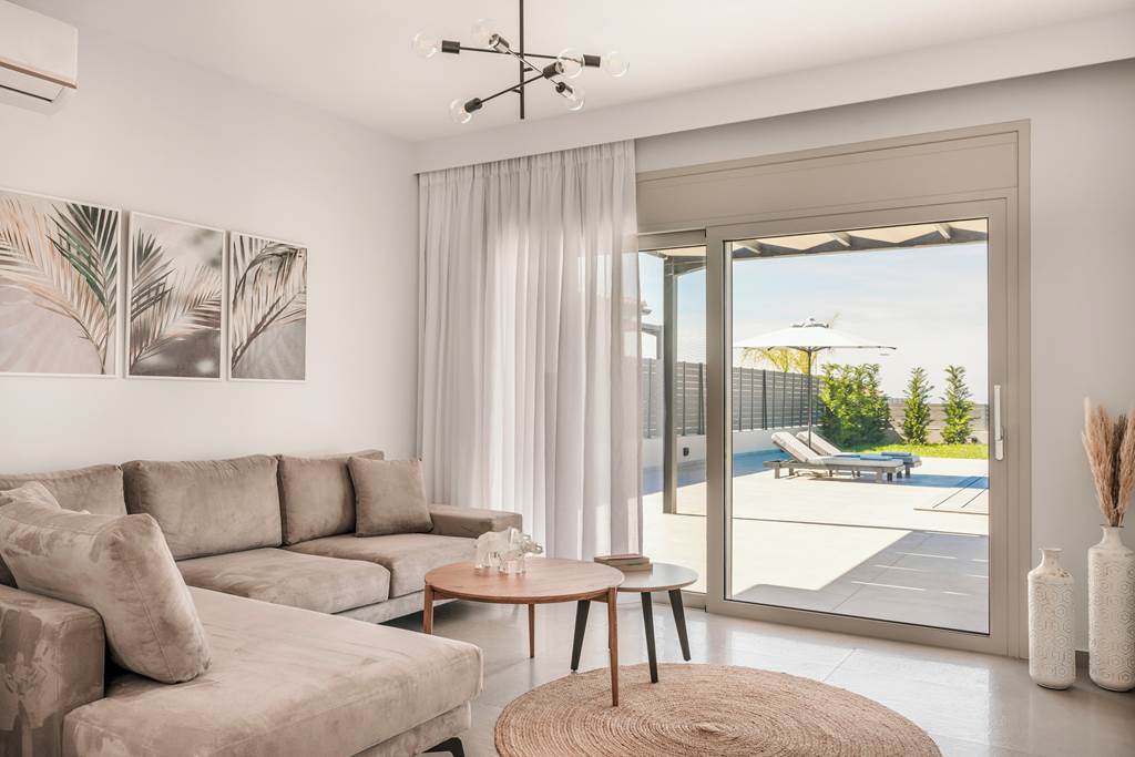 EFL_88637_Villa_Olia_1224_10.jpg
